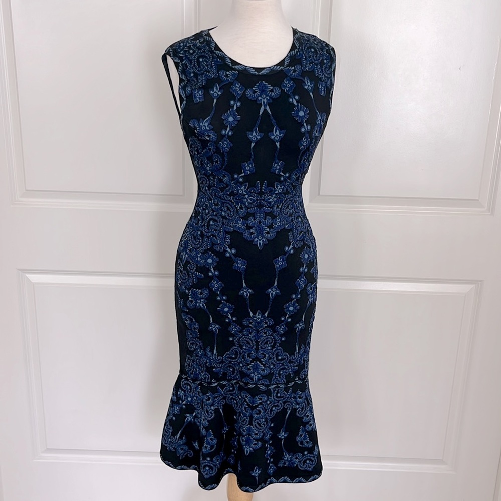 Stunning Herve Leger Blue Dress Size Medium